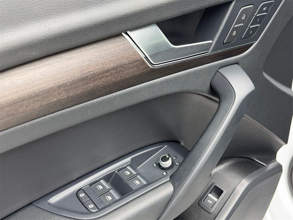 2023 Audi Q5 Sportback 45 S line Premium CAM,PANO,HTD STS,BLIND SPOT Plano TX