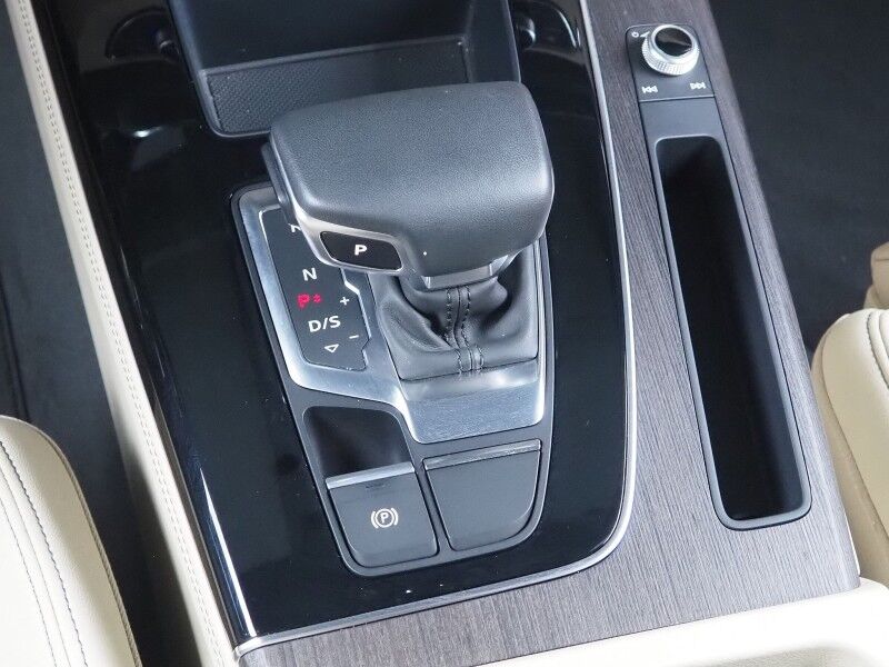 2023 Audi Q5 Sportback S line Premium Plus Quattro *BLACK OPTIC PKG, VIRTUAL COCKPIT, ADAPTIVE CRUISE, SAFETY ALERTS, 360 VIEW CAMERAS, COLOR TOUCHSCREEN, PANORAMA MOONROOF, LEATHER, HEATED SEATS/STEERING, ADVANCED KEY, BANG & OLUFSEN, APPLE CARPLAY Round Rock TX