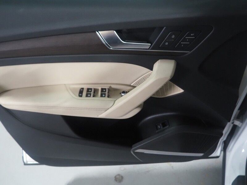 2023 Audi Q5 Sportback S line Premium Plus Quattro *BLACK OPTIC PKG, VIRTUAL COCKPIT, ADAPTIVE CRUISE, SAFETY ALERTS, 360 VIEW CAMERAS, COLOR TOUCHSCREEN, PANORAMA MOONROOF, LEATHER, HEATED SEATS/STEERING, ADVANCED KEY, BANG & OLUFSEN, APPLE CARPLAY Round Rock TX