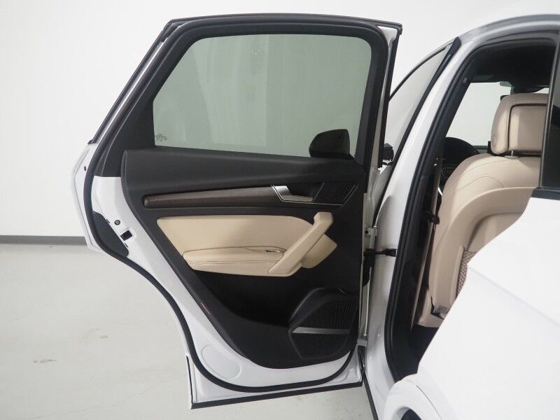 2023 Audi Q5 Sportback S line Premium Plus Quattro *BLACK OPTIC PKG, VIRTUAL COCKPIT, ADAPTIVE CRUISE, SAFETY ALERTS, 360 VIEW CAMERAS, COLOR TOUCHSCREEN, PANORAMA MOONROOF, LEATHER, HEATED SEATS/STEERING, ADVANCED KEY, BANG & OLUFSEN, APPLE CARPLAY Round Rock TX