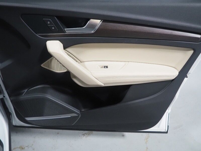 2023 Audi Q5 Sportback S line Premium Plus Quattro *BLACK OPTIC PKG, VIRTUAL COCKPIT, ADAPTIVE CRUISE, SAFETY ALERTS, 360 VIEW CAMERAS, COLOR TOUCHSCREEN, PANORAMA MOONROOF, LEATHER, HEATED SEATS/STEERING, ADVANCED KEY, BANG & OLUFSEN, APPLE CARPLAY Round Rock TX