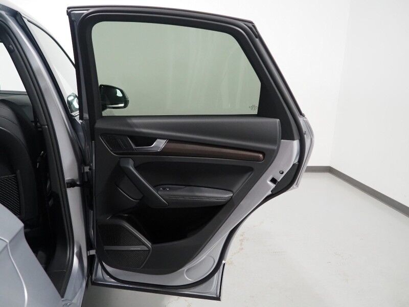 2023 Audi Q5 Sportback S line Premium Plus Quattro *BLACK OPTIC PKG, VIRTUAL COCKPIT, ADAPTIVE CRUISE, SAFETY ALERTS, 360 VIEW CAMERAS, COLOR TOUCHSCREEN, PANORAMA MOONROOF, LEATHER, HEATED SEATS/STEERING, ADVANCED KEY, BANG & OLUFSEN, APPLE CARPLAY Round Rock TX