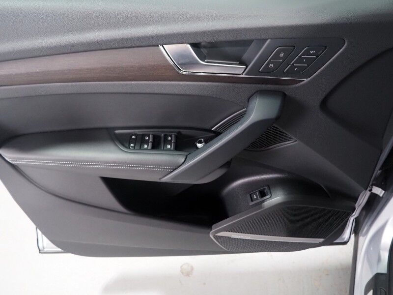 2023 Audi Q5 Sportback S line Premium Plus Quattro *BLACK OPTIC PKG, VIRTUAL COCKPIT, ADAPTIVE CRUISE, SAFETY ALERTS, 360 VIEW CAMERAS, COLOR TOUCHSCREEN, PANORAMA MOONROOF, LEATHER, HEATED SEATS/STEERING, ADVANCED KEY, BANG & OLUFSEN, APPLE CARPLAY Round Rock TX