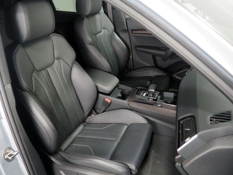 2023 Audi Q5 Sportback S line Premium Plus Quattro *BLACK OPTIC PKG, VIRTUAL COCKPIT, ADAPTIVE CRUISE, SAFETY ALERTS, 360 VIEW CAMERAS, COLOR TOUCHSCREEN, PANORAMA MOONROOF, LEATHER, HEATED SEATS/STEERING, ADVANCED KEY, BANG & OLUFSEN, APPLE CARPLAY