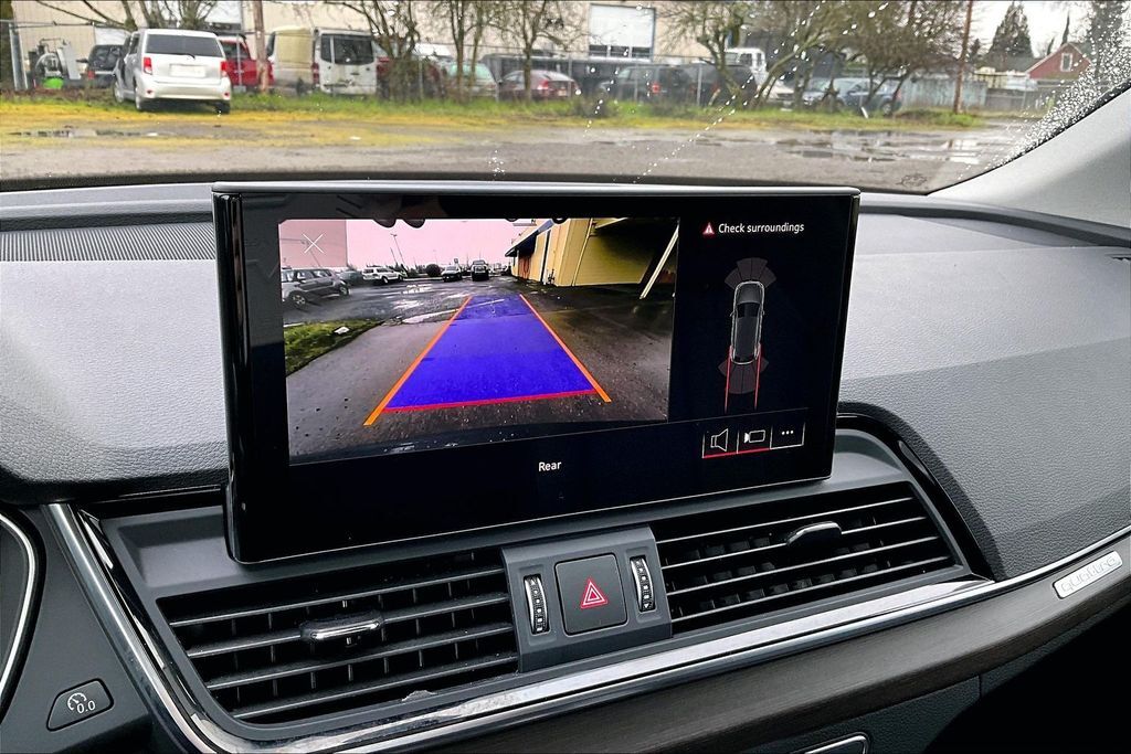 2023 Audi Q5 e 55 Premium OR