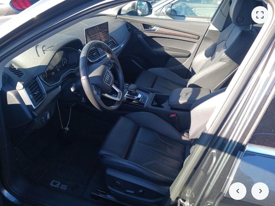 2023 Audi Q5 e 55 Premium OR