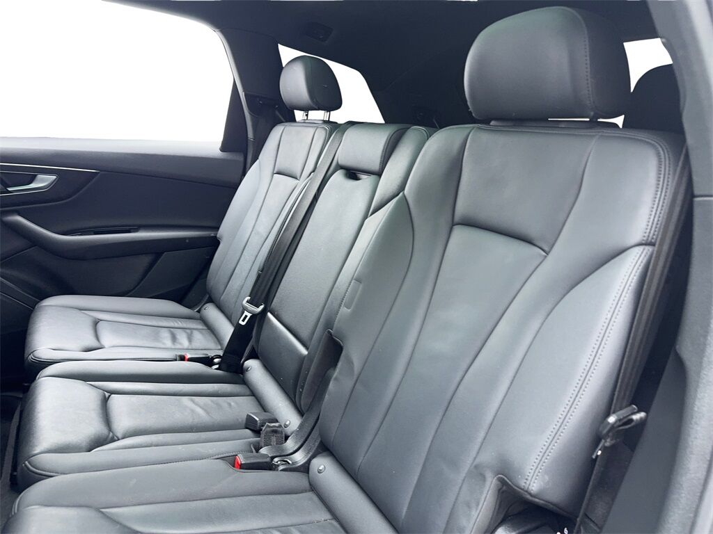 2023 Audi Q7 45 Premium NAV,CAM,PANO,HTD STS,BLIND SPOT,3RD ROW Plano TX