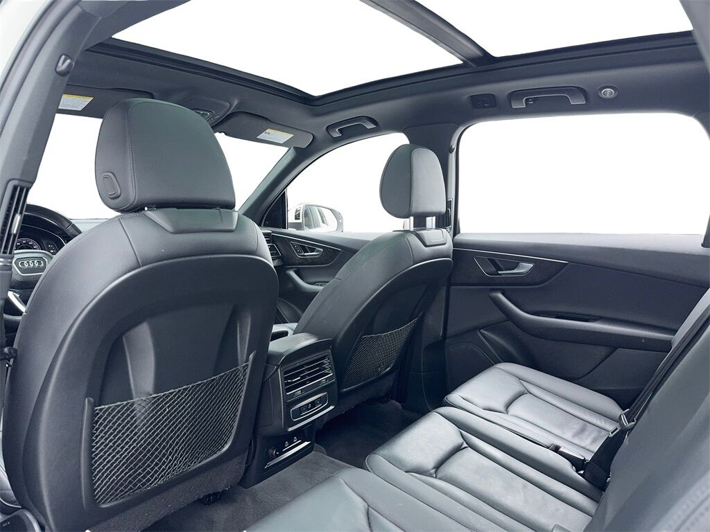 2023 Audi Q7 45 Premium NAV,CAM,PANO,HTD STS,BLIND SPOT,3RD ROW Plano TX