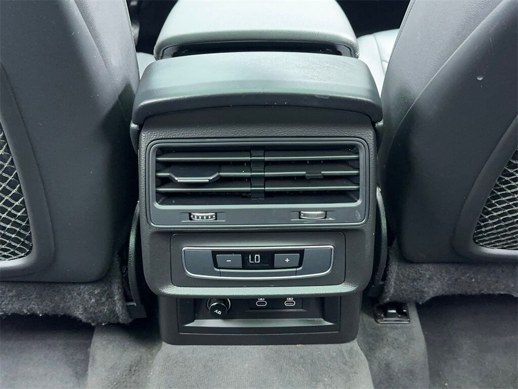 2023 Audi Q7 45 Premium NAV,CAM,PANO,HTD STS,BLIND SPOT,3RD ROW Plano TX