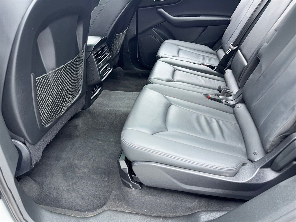 2023 Audi Q7 45 Premium NAV,CAM,PANO,HTD STS,BLIND SPOT,3RD ROW Plano TX