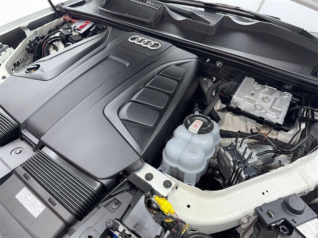 2023 Audi Q7 45 Premium NAV,CAM,PANO,HTD STS,BLIND SPOT,3RD ROW Plano TX