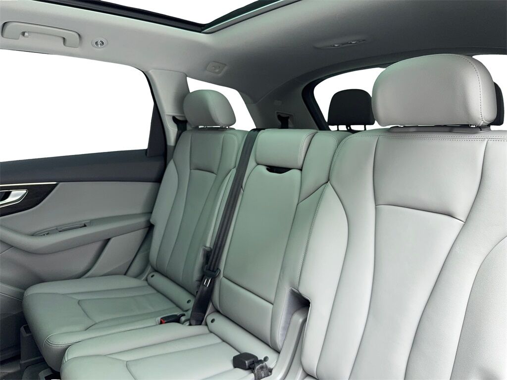 2023 Audi Q7 45 Premium NAV,CAM,PANO,HTD STS,BLIND SPOT,3RD ROW Plano TX