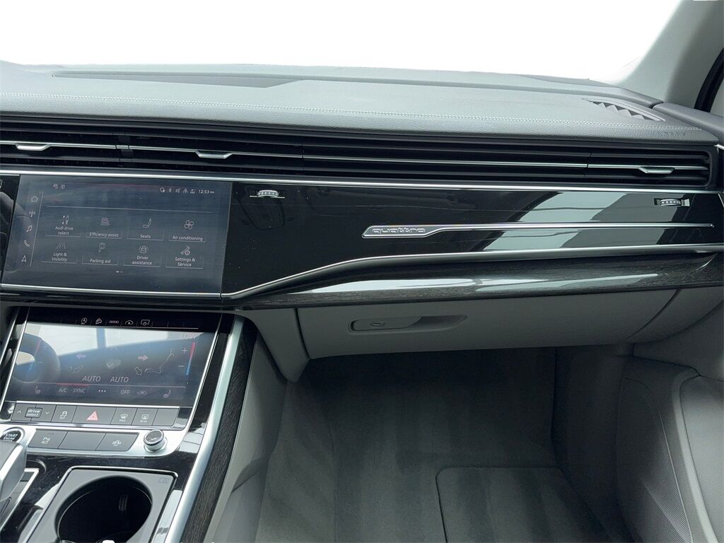 2023 Audi Q7 45 Premium NAV,CAM,PANO,HTD STS,BLIND SPOT,3RD ROW Plano TX