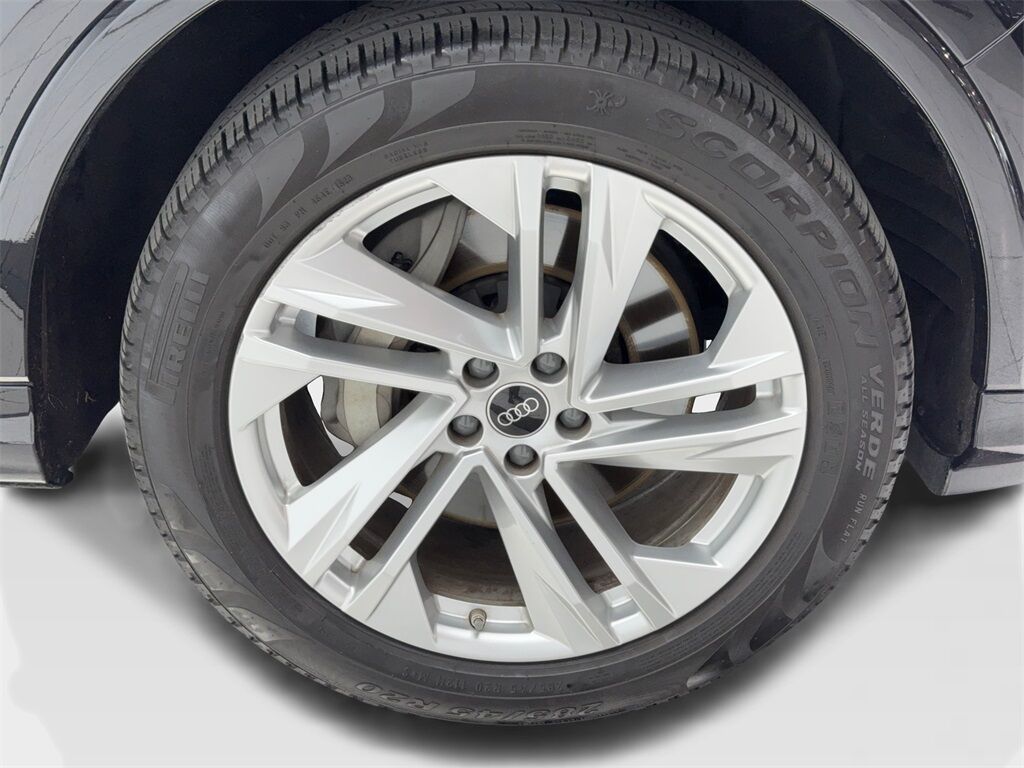 2023 Audi Q7 45 Premium NAV,CAM,PANO,HTD STS,BLIND SPOT,3RD ROW Plano TX