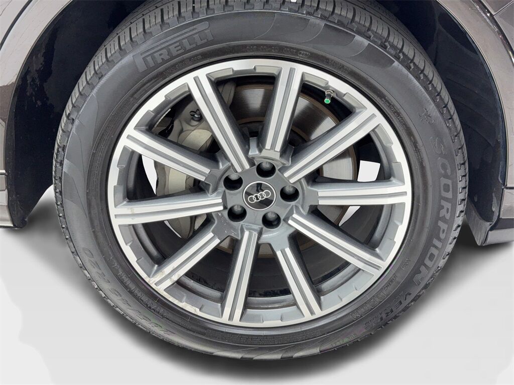 2023 Audi Q7 45 Premium Plus NAV,CAM,PANO,CLMT STS,BLIND SPOT,3 Plano TX