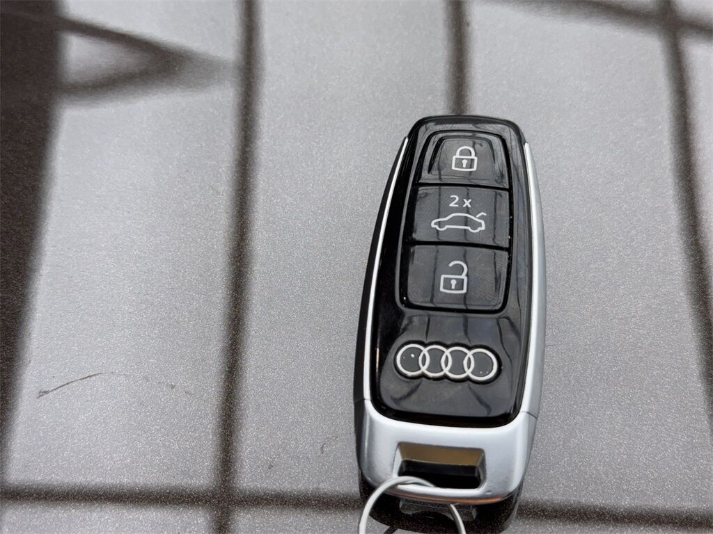 2023 Audi Q7 45 Premium Plus NAV,CAM,PANO,CLMT STS,BLIND SPOT,3 Plano TX