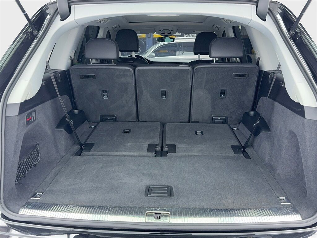 2023 Audi Q7 45 Premium Plus NAV,CAM,PANO,HTD STS,BLIND SPOT,3R Plano TX