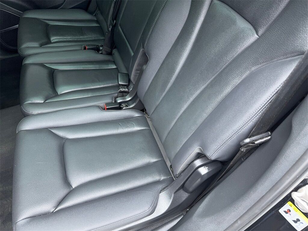 2023 Audi Q7 45 Premium Plus NAV,CAM,PANO,HTD STS,BLIND SPOT,3R Plano TX