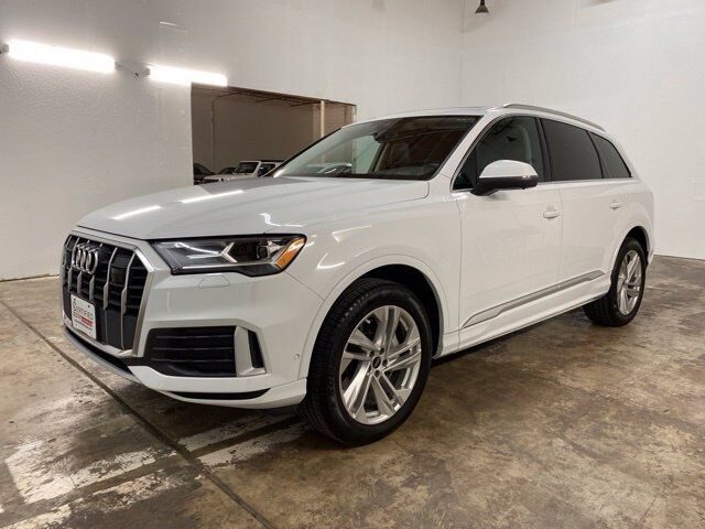 2023 Audi Q7 45 Premium quattro
