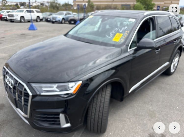 2023 Audi Q7 55 Premium Plus