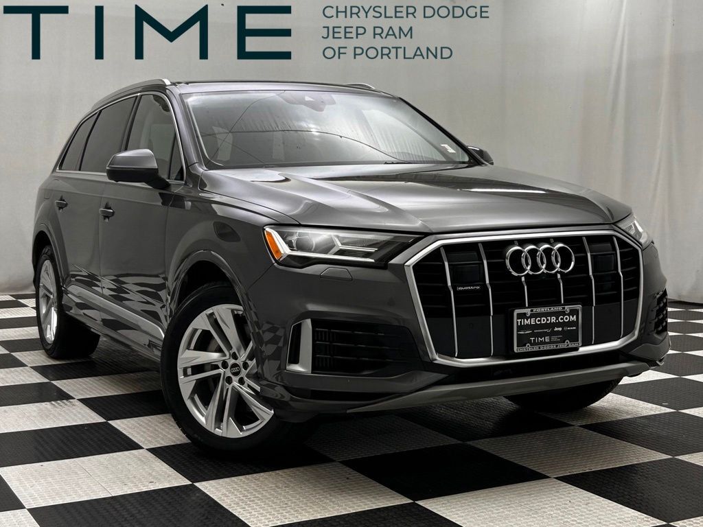 2023 Audi Q7 55 Premium Plus