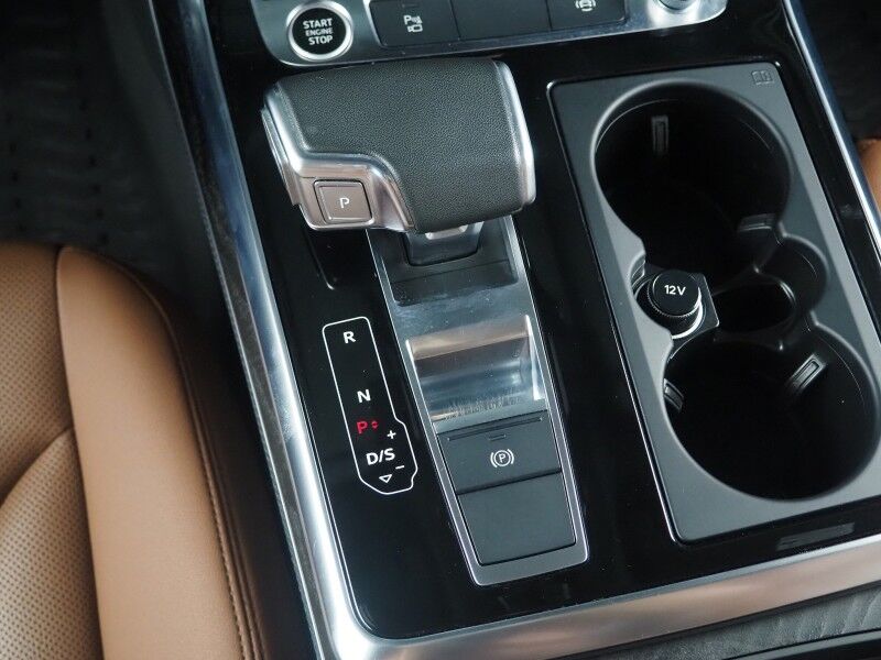 2023 Audi Q7 Premium Plus 45 TFSI Quattro *BLACK OPTIC PKG, EXECUTIVE PKG, NAVIGATION, VIRTUAL COCKPIT, ADAPTIVE CRUISE, SAFETY ALERTS, 360 CAMERAS, PANO MOONROOF, LEATHER, CLIMATE SEATS, HEATED STEERING, BANG & OLUFSEN, WIRELESS CHARGING, APPLE CARPLAY Round Rock TX