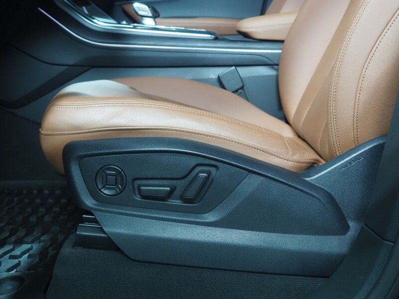 2023 Audi Q7 Premium Plus 45 TFSI Quattro *BLACK OPTIC PKG, EXECUTIVE PKG, NAVIGATION, VIRTUAL COCKPIT, ADAPTIVE CRUISE, SAFETY ALERTS, 360 CAMERAS, PANO MOONROOF, LEATHER, CLIMATE SEATS, HEATED STEERING, BANG & OLUFSEN, WIRELESS CHARGING, APPLE CARPLAY Round Rock TX