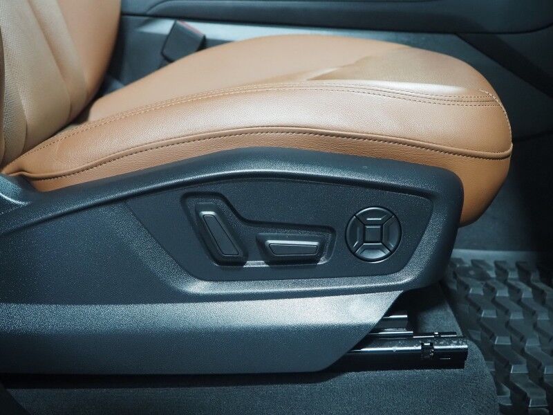 2023 Audi Q7 Premium Plus 45 TFSI Quattro *BLACK OPTIC PKG, EXECUTIVE PKG, NAVIGATION, VIRTUAL COCKPIT, ADAPTIVE CRUISE, SAFETY ALERTS, 360 CAMERAS, PANO MOONROOF, LEATHER, CLIMATE SEATS, HEATED STEERING, BANG & OLUFSEN, WIRELESS CHARGING, APPLE CARPLAY Round Rock TX