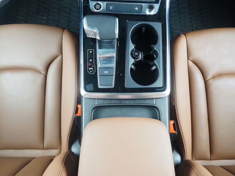 2023 Audi Q7 Premium Plus 45 TFSI Quattro *BLACK OPTIC PKG, EXECUTIVE PKG, NAVIGATION, VIRTUAL COCKPIT, ADAPTIVE CRUISE, SAFETY ALERTS, 360 CAMERAS, PANO MOONROOF, LEATHER, CLIMATE SEATS, HEATED STEERING, BANG & OLUFSEN, WIRELESS CHARGING, APPLE CARPLAY Round Rock TX