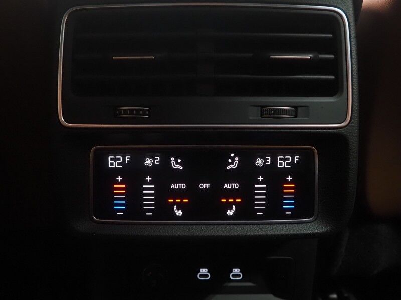2023 Audi Q7 Premium Plus 45 TFSI Quattro *BLACK OPTIC PKG, EXECUTIVE PKG, NAVIGATION, VIRTUAL COCKPIT, ADAPTIVE CRUISE, SAFETY ALERTS, 360 CAMERAS, PANO MOONROOF, LEATHER, CLIMATE SEATS, HEATED STEERING, BANG & OLUFSEN, WIRELESS CHARGING, APPLE CARPLAY Round Rock TX