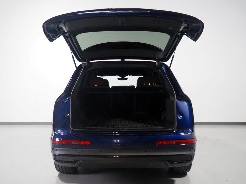 2023 Audi Q7 Premium Plus 45 TFSI Quattro *BLACK OPTIC PKG, EXECUTIVE PKG, NAVIGATION, VIRTUAL COCKPIT, ADAPTIVE CRUISE, SAFETY ALERTS, 360 CAMERAS, PANO MOONROOF, LEATHER, CLIMATE SEATS, HEATED STEERING, BANG & OLUFSEN, WIRELESS CHARGING, APPLE CARPLAY Round Rock TX