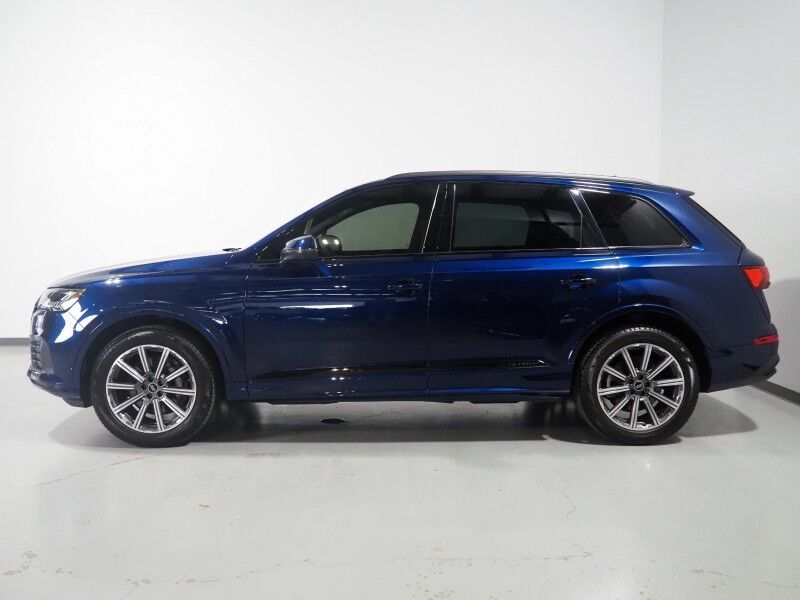 2023 Audi Q7 Premium Plus 45 TFSI Quattro *BLACK OPTIC PKG, EXECUTIVE PKG, NAVIGATION, VIRTUAL COCKPIT, ADAPTIVE CRUISE, SAFETY ALERTS, 360 CAMERAS, PANO MOONROOF, LEATHER, CLIMATE SEATS, HEATED STEERING, BANG & OLUFSEN, WIRELESS CHARGING, APPLE CARPLAY Round Rock TX