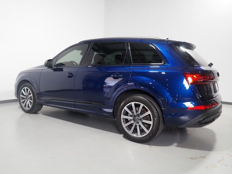 2023 Audi Q7 Premium Plus 45 TFSI Quattro *BLACK OPTIC PKG, EXECUTIVE PKG, NAVIGATION, VIRTUAL COCKPIT, ADAPTIVE CRUISE, SAFETY ALERTS, 360 CAMERAS, PANO MOONROOF, LEATHER, CLIMATE SEATS, HEATED STEERING, BANG & OLUFSEN, WIRELESS CHARGING, APPLE CARPLAY Round Rock TX