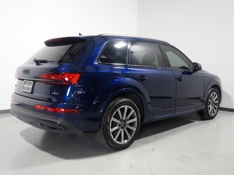 2023 Audi Q7 Premium Plus 45 TFSI Quattro *BLACK OPTIC PKG, EXECUTIVE PKG, NAVIGATION, VIRTUAL COCKPIT, ADAPTIVE CRUISE, SAFETY ALERTS, 360 CAMERAS, PANO MOONROOF, LEATHER, CLIMATE SEATS, HEATED STEERING, BANG & OLUFSEN, WIRELESS CHARGING, APPLE CARPLAY Round Rock TX