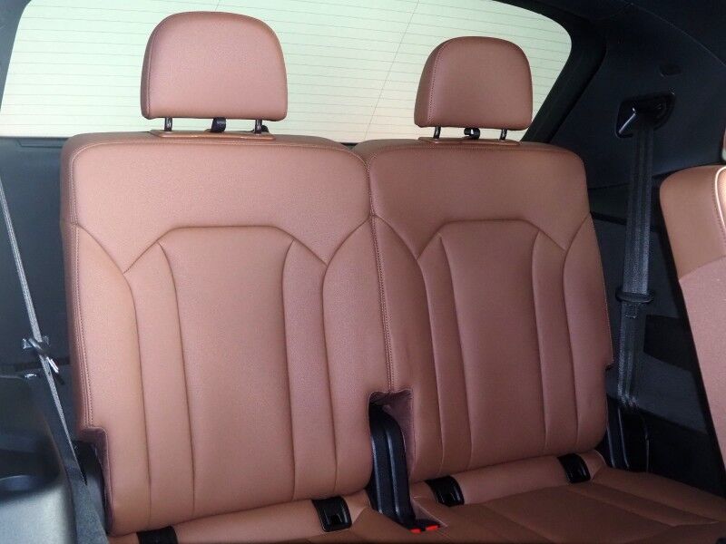 2023 Audi Q7 Premium Plus 45 TFSI Quattro *BLACK OPTIC PKG, EXECUTIVE PKG, NAVIGATION, VIRTUAL COCKPIT, ADAPTIVE CRUISE, SAFETY ALERTS, 360 CAMERAS, PANO MOONROOF, LEATHER, CLIMATE SEATS, HEATED STEERING, BANG & OLUFSEN, WIRELESS CHARGING, APPLE CARPLAY Round Rock TX