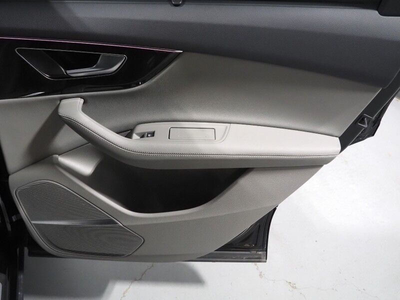 2023 Audi Q7 Premium Plus 45 TFSI Quattro *EXECUTIVE PKG, NAVIGATION, VIRTUAL COCKPIT, ADAPTIVE CRUISE, SAFETY ALERTS, 360 CAMERAS, PANO MOONROOF, LEATHER, CLIMATE SEATS, HEATED STEERING, BANG & OLUFSEN, WIRELESS CHARGING, APPLE CARPLAY Round Rock TX