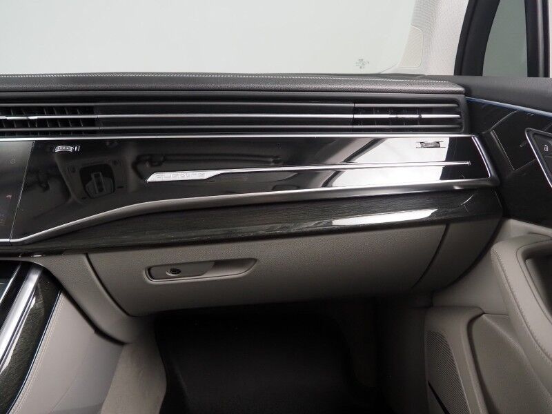 2023 Audi Q7 Premium Plus 45 TFSI Quattro *EXECUTIVE PKG, NAVIGATION, VIRTUAL COCKPIT, ADAPTIVE CRUISE, SAFETY ALERTS, 360 CAMERAS, PANO MOONROOF, LEATHER, CLIMATE SEATS, HEATED STEERING, BANG & OLUFSEN, WIRELESS CHARGING, APPLE CARPLAY Round Rock TX
