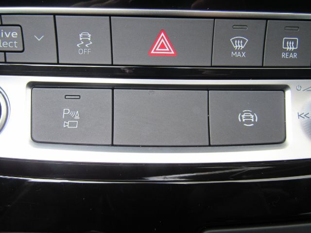 2023 Audi Q7 Premium Plus 45 TFSI quattro Tiptronic Plano TX