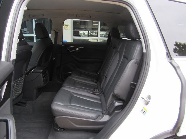 2023 Audi Q7 Premium Plus 45 TFSI quattro Tiptronic Plano TX