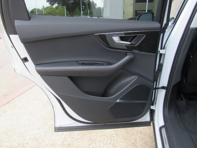 2023 Audi Q7 Premium Plus 45 TFSI quattro Tiptronic Plano TX