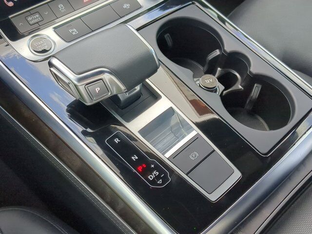 2023 Audi Q7 Premium Plus