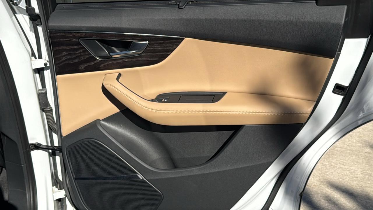 2023 Audi Q7 Premium Plus  Selma TX