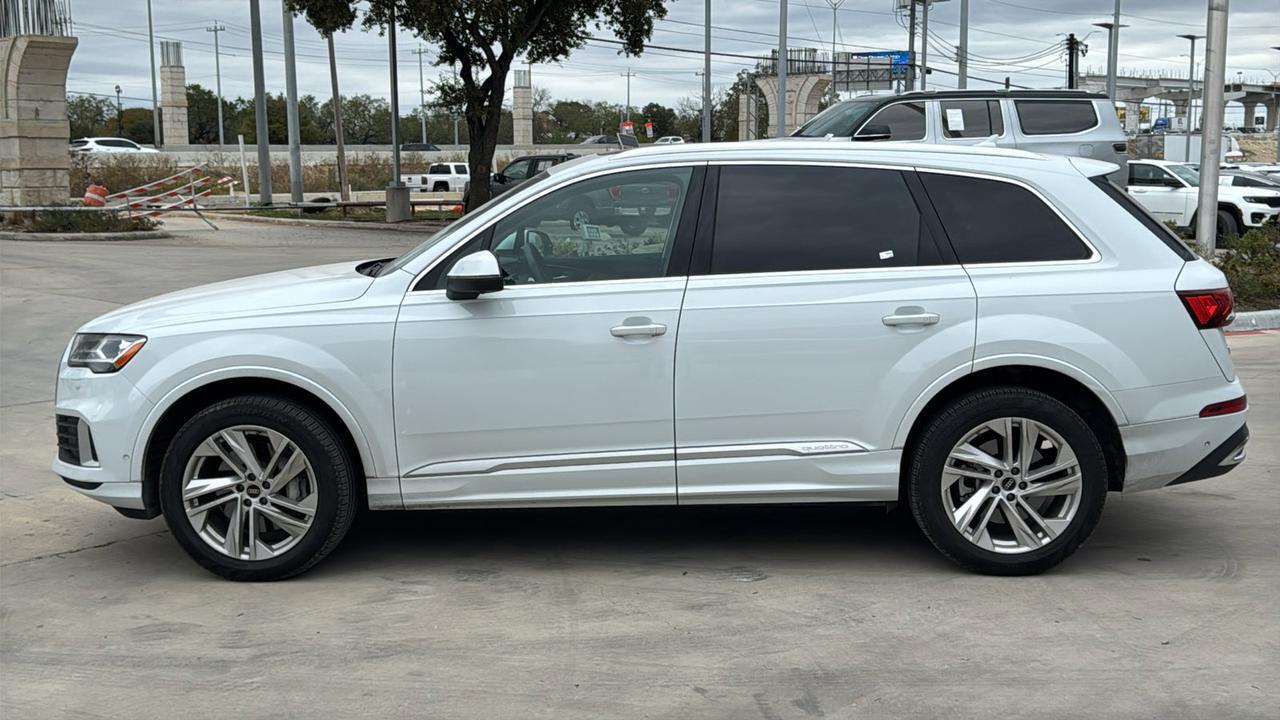 2023 Audi Q7 Premium Plus
