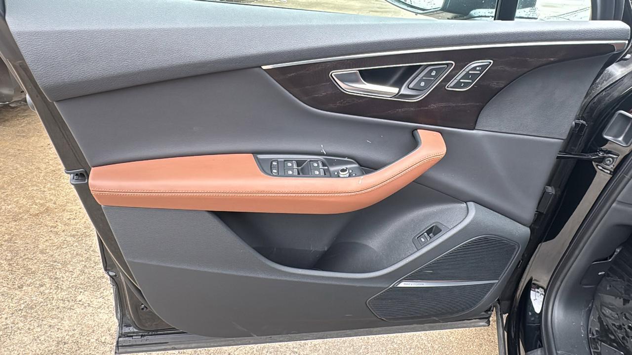 2023 Audi Q7 Premium Plus  Selma TX