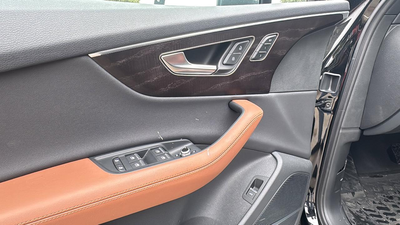 2023 Audi Q7 Premium Plus  Selma TX