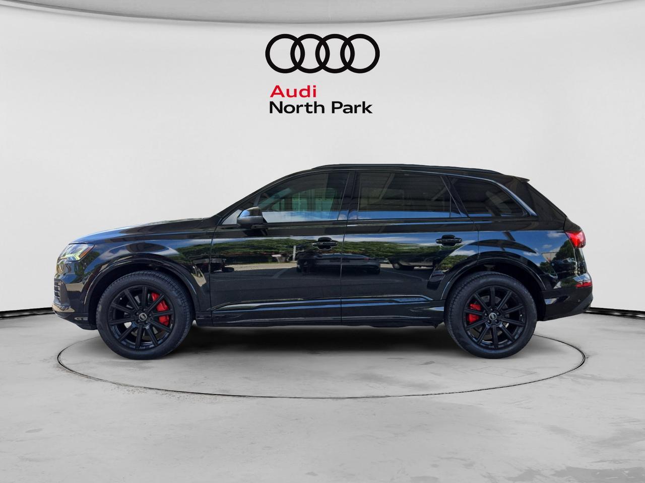 2023 Audi Q7 Premium Plus
