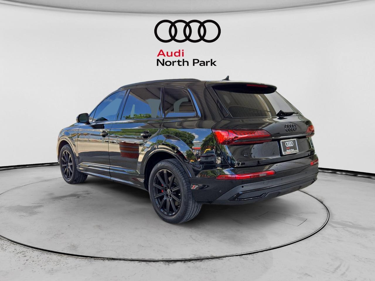 2023 Audi Q7 Premium Plus