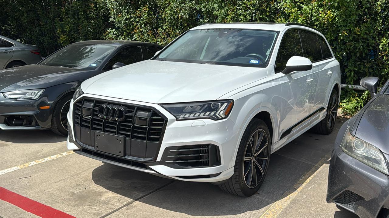 2023 Audi Q7 Premium Plus