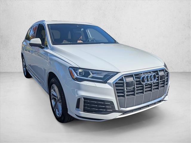 2023 Audi Q7 Premium