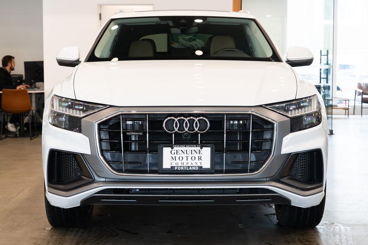 2023 Audi Q8 55 Premium Plus
